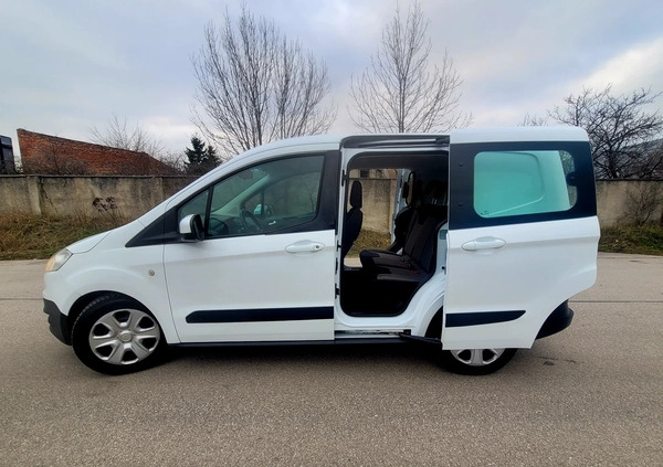 Ford Transit Courier cena 37900 przebieg: 170000, rok produkcji 2017 z Kielce małe 277